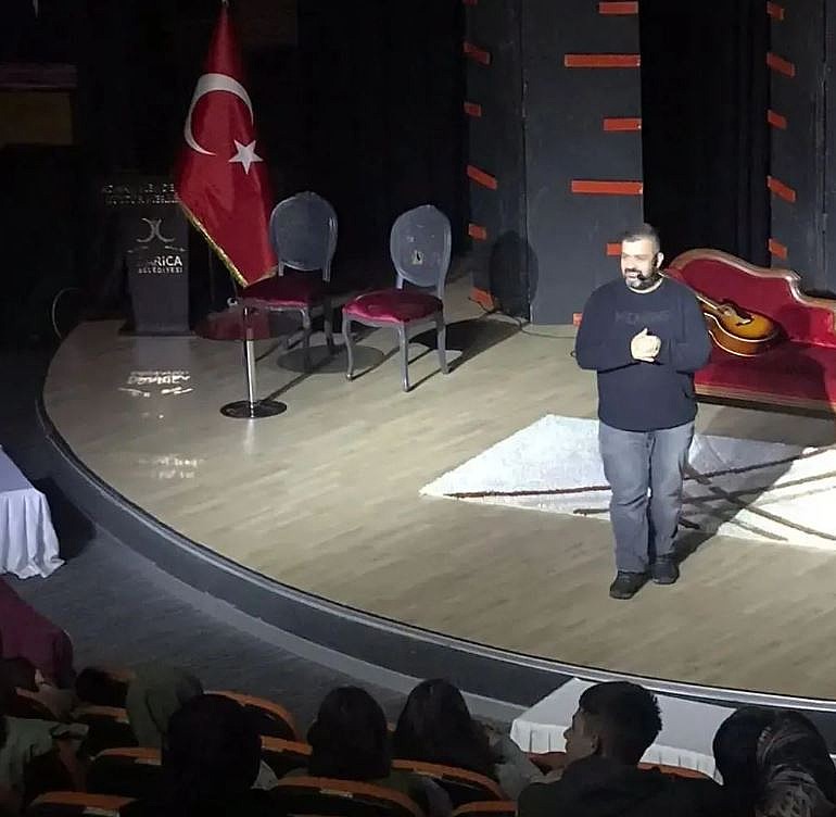  Murat Kaçmaz'ın gösterisi Darıca'da