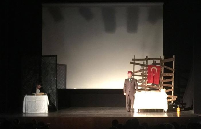 Ben Mehmet Akif Sahnelendi