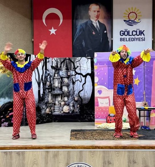 Dile Benden ne dilersen Gölcük'te