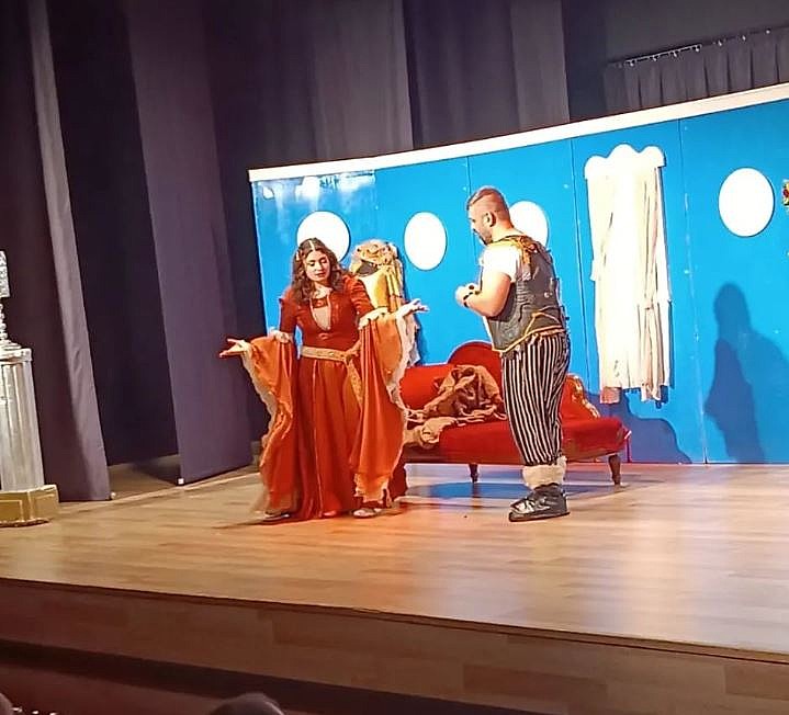 Ferhat İle Juliet Bahçelievler'de Sahne Aldı